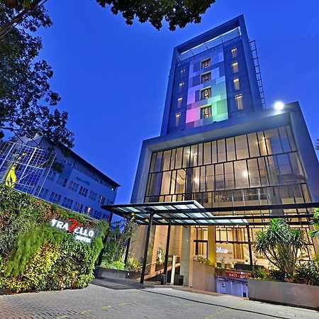 Travello Hotel Bandung Eksteriør billede